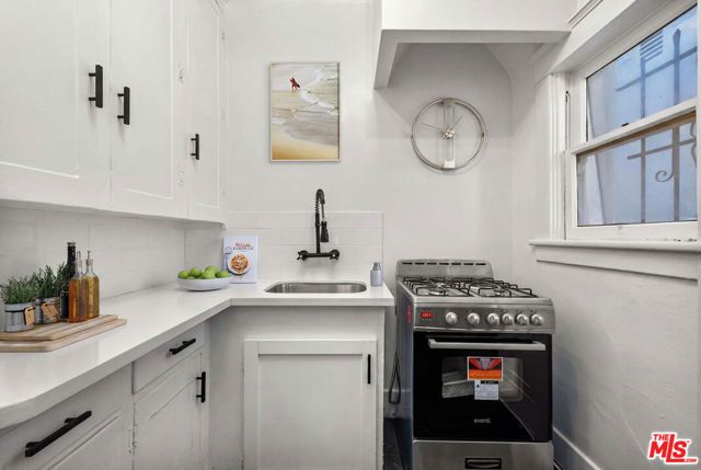 623 E Broadway, Long Beach, CA 90802