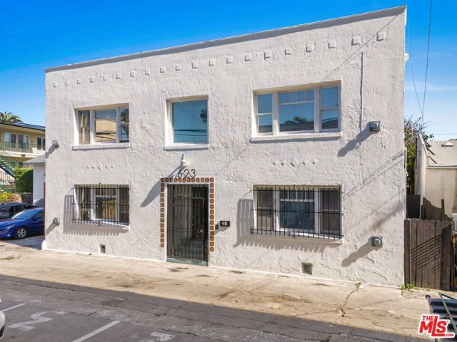 623 E Broadway, Long Beach, CA 90802