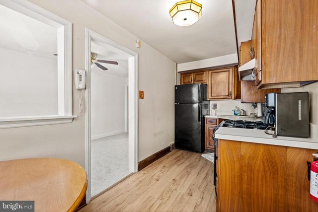 907 POPLAR AVE, Glenolden, PA 19036