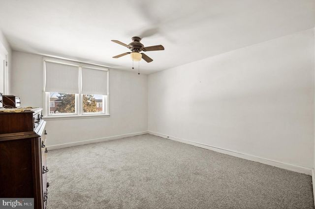 907 POPLAR AVE, Glenolden, PA 19036