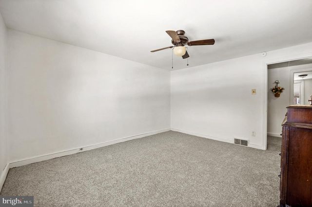 907 POPLAR AVE, Glenolden, PA 19036