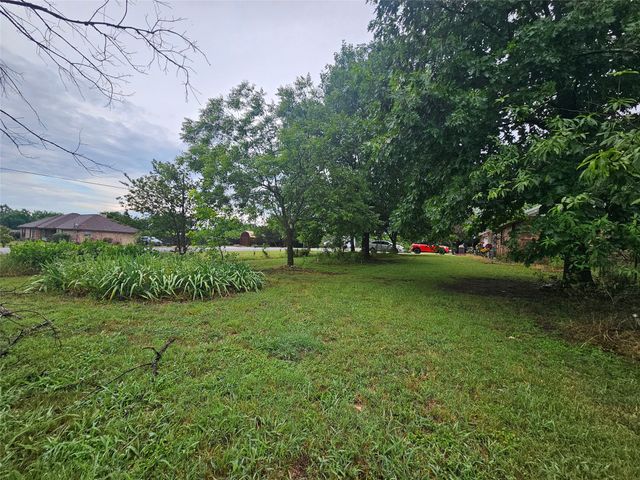 3125 Sanger Creek Way, Waxahachie, TX 75165