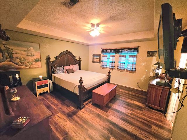 3125 Sanger Creek Way, Waxahachie, TX 75165
