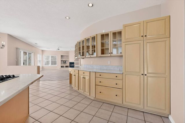 12520 Crested Moss Road NE, Albuquerque, NM 87122