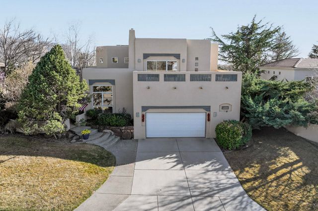 12520 Crested Moss Road NE, Albuquerque, NM 87122