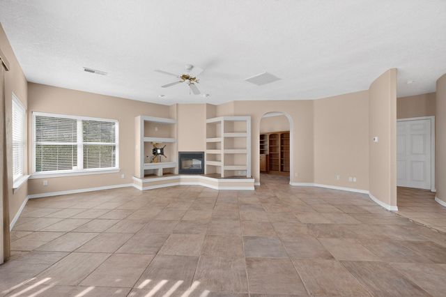 12520 Crested Moss Road NE, Albuquerque, NM 87122