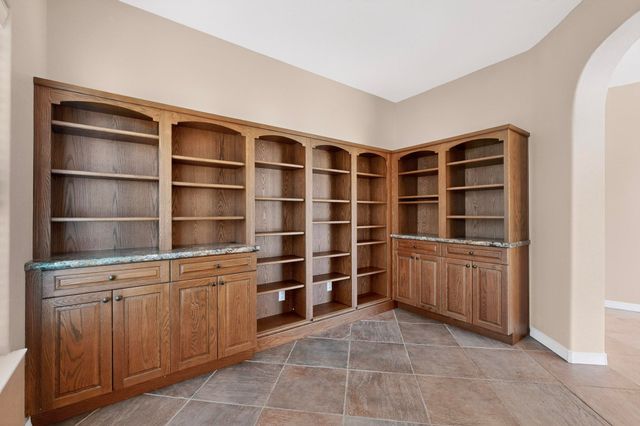 12520 Crested Moss Road NE, Albuquerque, NM 87122