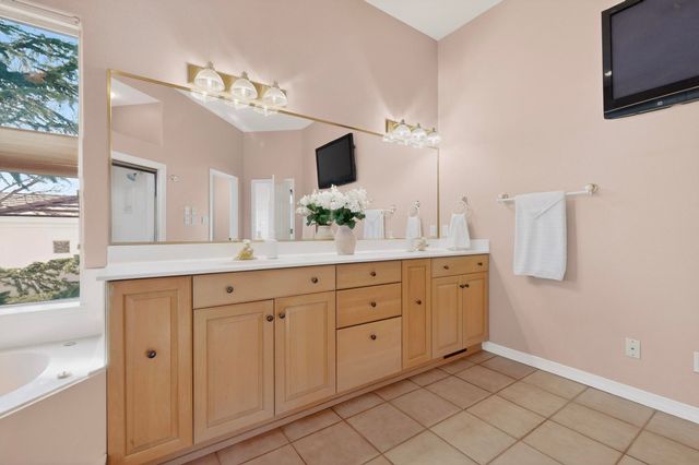 12520 Crested Moss Road NE, Albuquerque, NM 87122