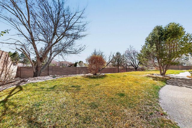 12520 Crested Moss Road NE, Albuquerque, NM 87122
