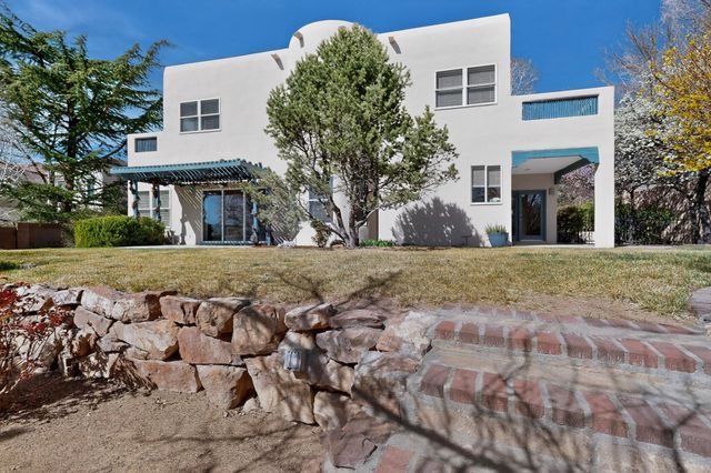 12520 Crested Moss Road NE, Albuquerque, NM 87122