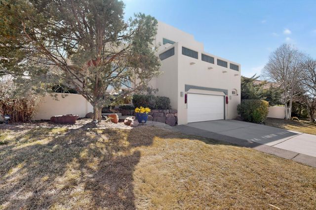 12520 Crested Moss Road NE, Albuquerque, NM 87122