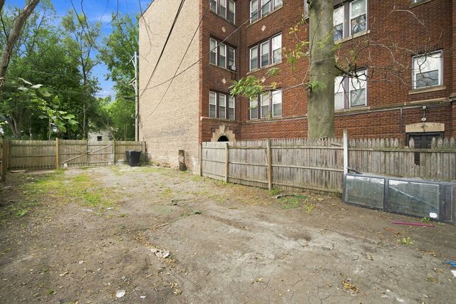 122 N Long Avenue, Chicago, IL 60644