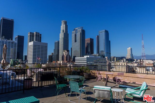 215 W 7th Street 707, Los Angeles, CA 90014