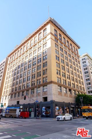 215 W 7th Street 707, Los Angeles, CA 90014