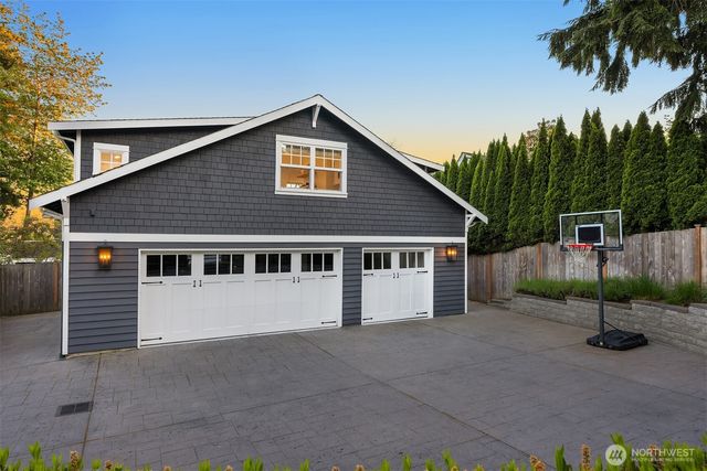 1029 3rd Street, Kirkland, WA 98033