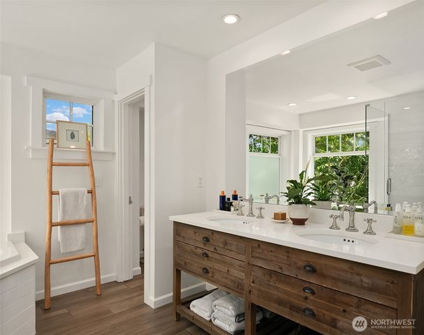 1029 3rd Street, Kirkland, WA 98033