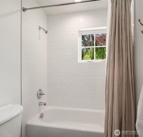 1029 3rd Street, Kirkland, WA 98033