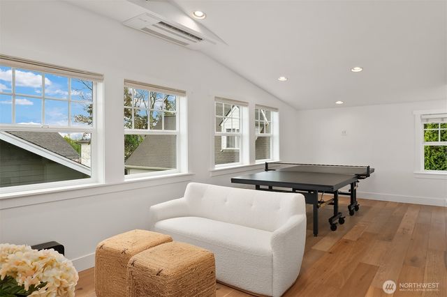 1029 3rd Street, Kirkland, WA 98033