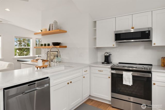 1029 3rd Street, Kirkland, WA 98033