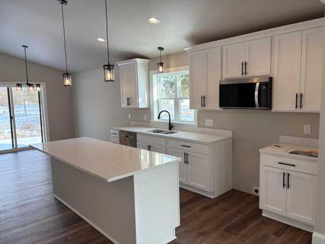 N6053 Westhaven DRIVE, Fond Du Lac, WI 54937