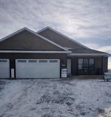 N6053 Westhaven DRIVE, Fond Du Lac, WI 54937