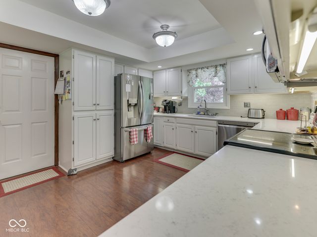 6903 White Pines Court, Indianapolis, IN 46217
