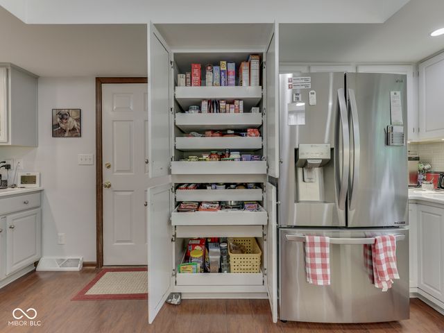 6903 White Pines Court, Indianapolis, IN 46217