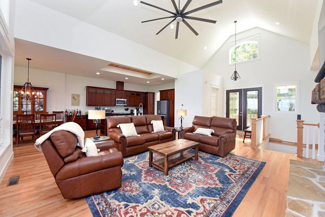 732 Ridge Pointe Way, Blairsville, GA 30512