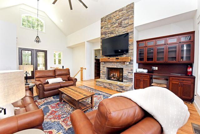 732 Ridge Pointe Way, Blairsville, GA 30512