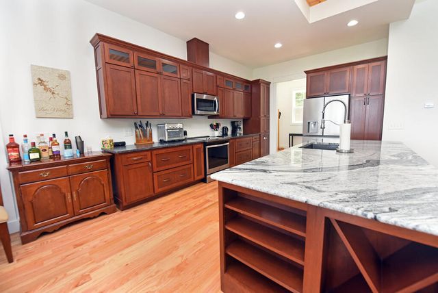 732 Ridge Pointe Way, Blairsville, GA 30512