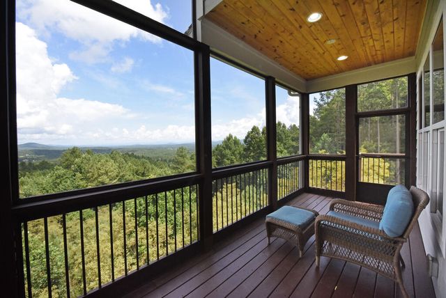 732 Ridge Pointe Way, Blairsville, GA 30512