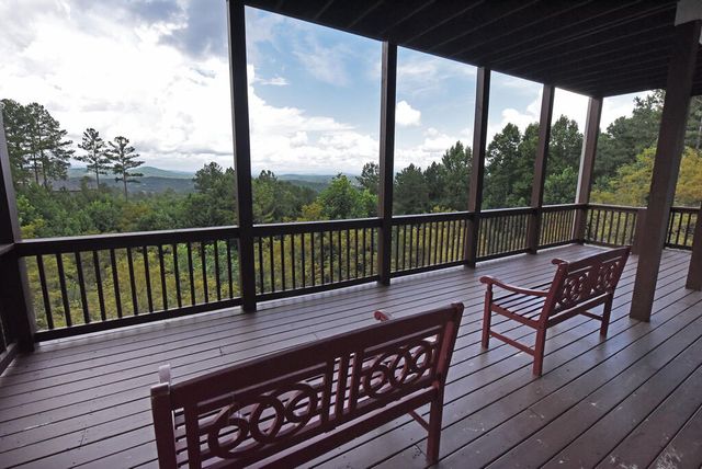 732 Ridge Pointe Way, Blairsville, GA 30512