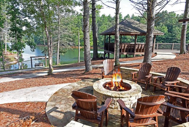 732 Ridge Pointe Way, Blairsville, GA 30512