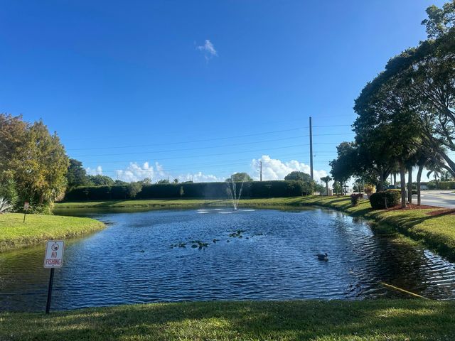 815 W Boynton Beach Boulevard 13-206, Boynton Beach, FL 33426