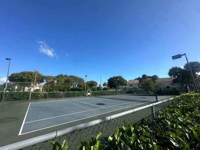 815 W Boynton Beach Boulevard 13-206, Boynton Beach, FL 33426