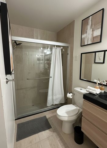 815 W Boynton Beach Boulevard 13-206, Boynton Beach, FL 33426