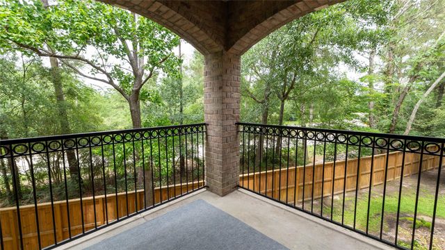 6607 Lake Woodlands Drive 624, The Woodlands, TX 77382