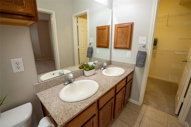 6607 Lake Woodlands Drive 624, The Woodlands, TX 77382