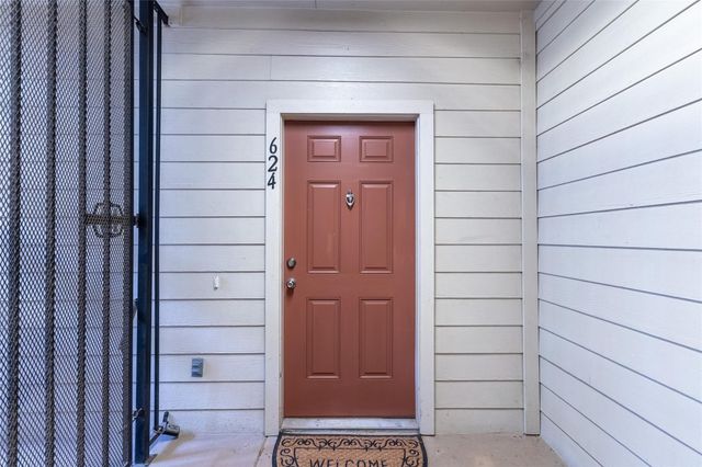 6607 Lake Woodlands Drive 624, The Woodlands, TX 77382