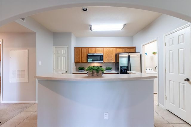 6607 Lake Woodlands Drive 624, The Woodlands, TX 77382