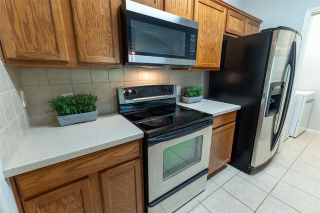 6607 Lake Woodlands Drive 624, The Woodlands, TX 77382