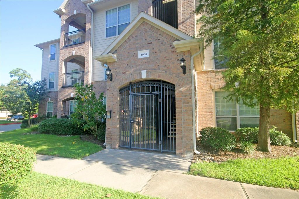 6607 Lake Woodlands Drive 624, The Woodlands, TX 77382