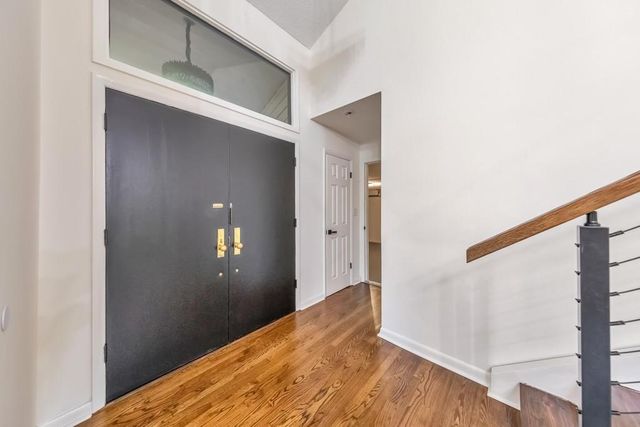 210 Brandenburgh Circle, Roswell, GA 30075