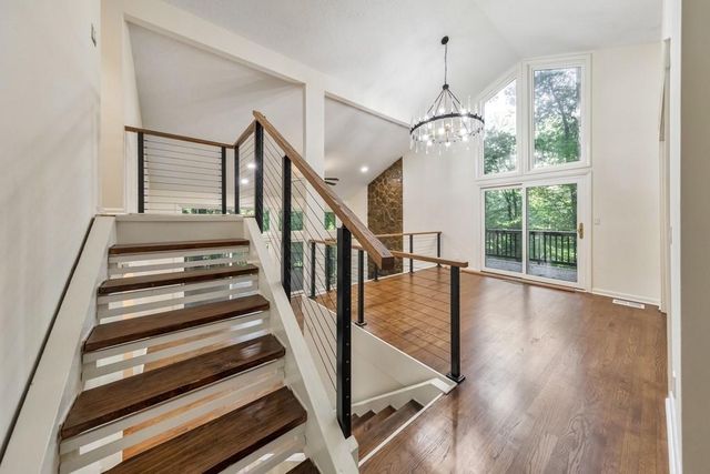 210 Brandenburgh Circle, Roswell, GA 30075