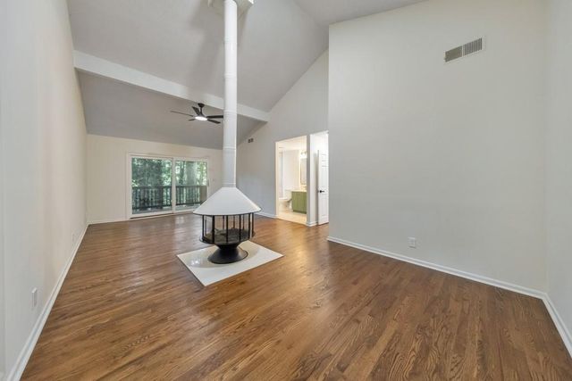 210 Brandenburgh Circle, Roswell, GA 30075