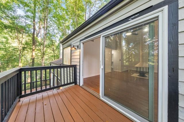 210 Brandenburgh Circle, Roswell, GA 30075