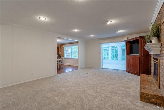 7588 Broadview Drive, Newburgh, IN 47630