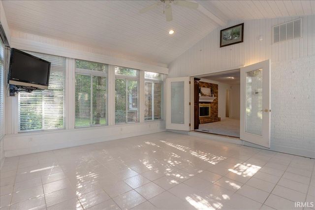 7588 Broadview Drive, Newburgh, IN 47630