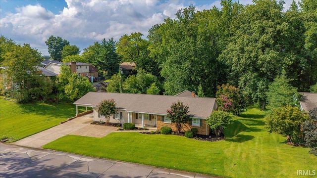 7588 Broadview Drive, Newburgh, IN 47630