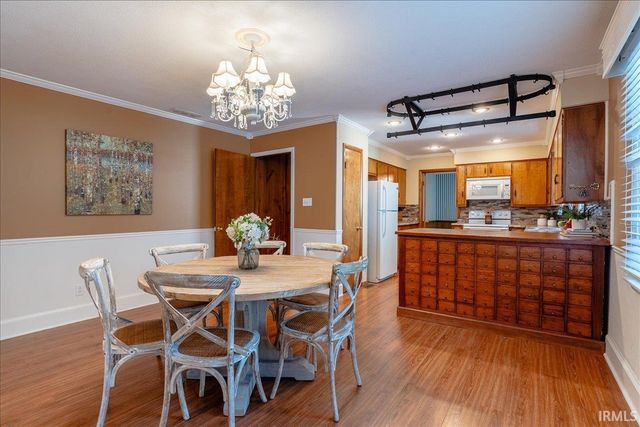 7588 Broadview Drive, Newburgh, IN 47630